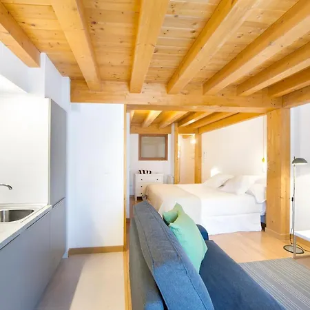 La Casa De Santa Maria Estudios * Vitoria-Gasteiz