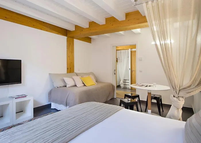 Apartament La Casa De Santa Maria Estudios Vitoria-Gasteiz