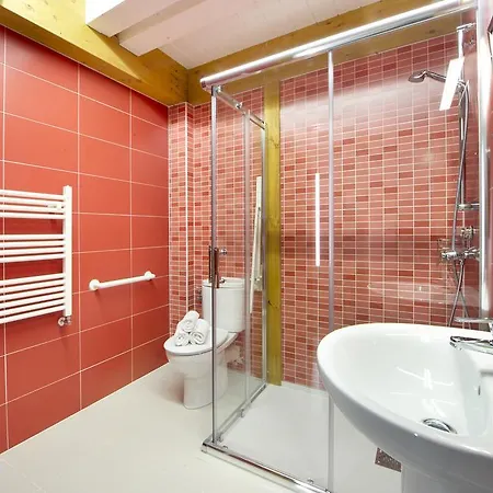 La Casa De Santa Maria Estudios Vitoria-Gasteiz