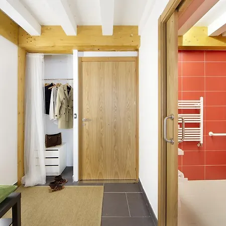 La Casa De Santa Maria Estudios * Vitoria-Gasteiz