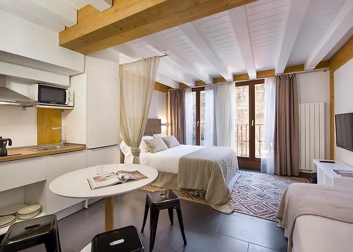 La Casa De Santa Maria Estudios Vitoria-Gasteiz